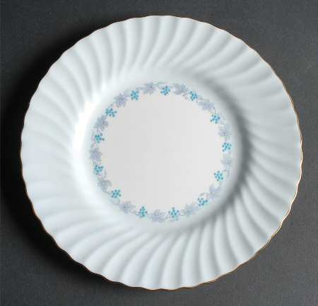 Vineyard Blue Luncheon Plate