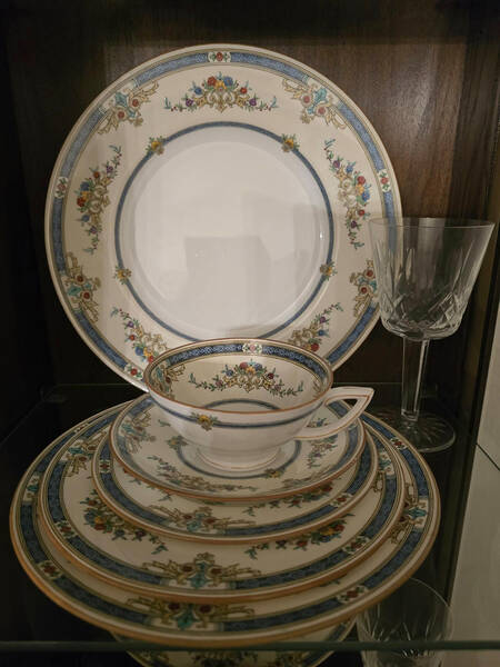 Warwick Blue Luncheon Plate