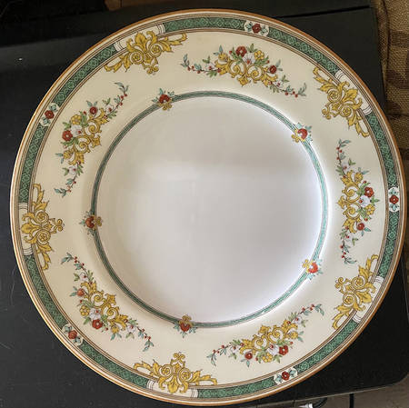 Warwick Green Dinner Plate