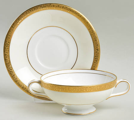 Westminster Footed Cream Soup Bowl & Saucer Set