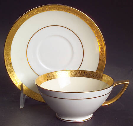 Westminster Footed Cup & Saucer Set