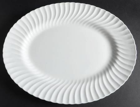 White Fife 17" Oval Serving Platter