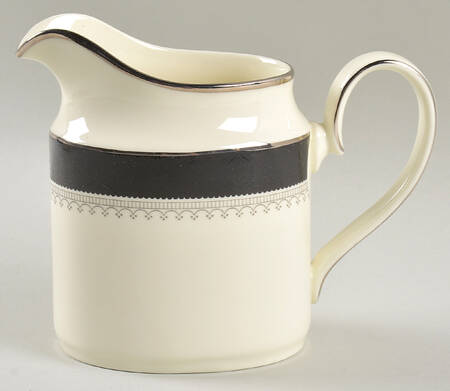 Wilmington (Black Band) Creamer