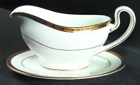 Winchester Gravy Boat & Underplate
