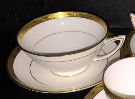 Winchester Footed Cup & Saucer Set