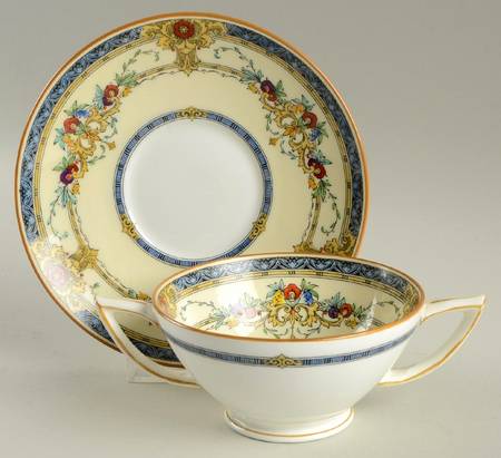 Windsor Blue Footed Bouillon Cup & Saucer
