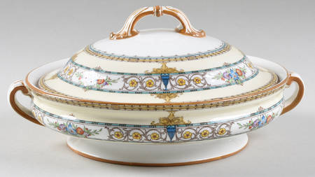 Windermere Round Covered Vegetable