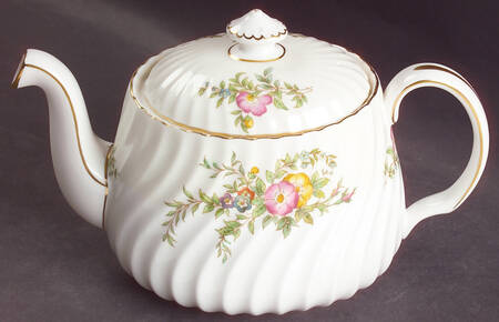 York Small Teapot & Lid