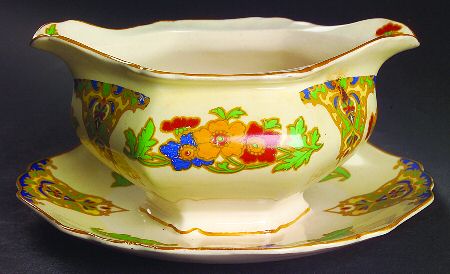 Cairo Gravy Boat with Attached Underplate