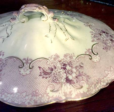 Gem Pink Lid for Oval Vegetable