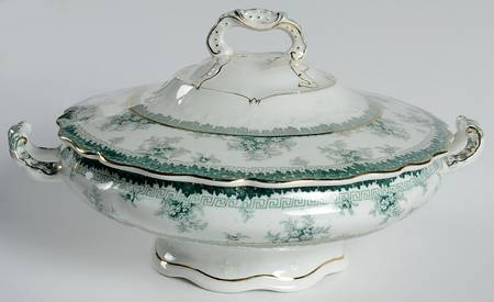 Hamilton Green Round Covered Vegetable