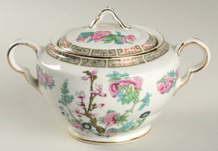 Indian Tree (Gold Trim, Semiscalloped) Sugar Bowl & Lid