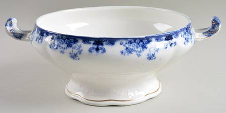 Linda Tureen No Lid