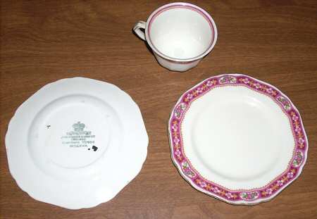 MAD14 Footed Cup & Saucer Set