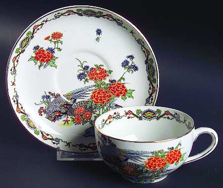 MAD2 Flat Cup & Saucer Set