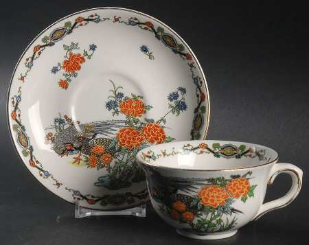 MAD2 Flat Cup & Saucer Set