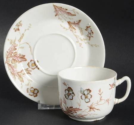Pansy Flat Cup & Saucer Set