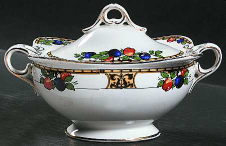 Manchester Sugar Bowl & Lid