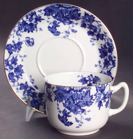 Oakland Blue (Scalloped, Gold Trim) Flat Cup & Saucer Set