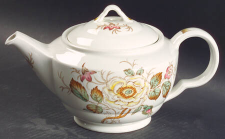 Old Rose Teapot & Lid by John Maddock & Sons