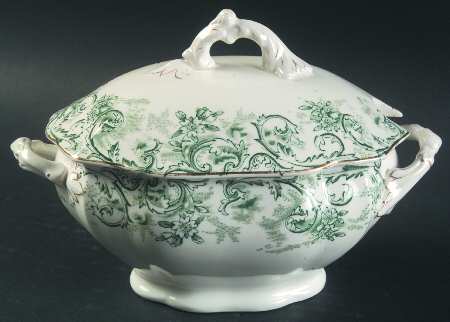 Rococo Green Sauce Boat & Lid