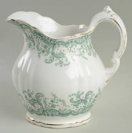 Seville Green (Gold Trim) 20 Oz Pitcher