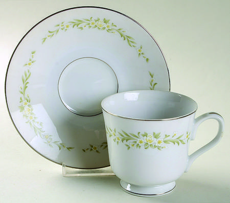 Greenbrier Footed Cup & Saucer Set