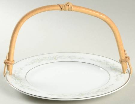 Portofino 5 3/8"-5 5/8" Bamboo Handled Serving Plate  HC