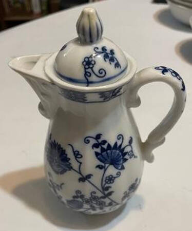 Blue Onion Mini Teapot & Lid