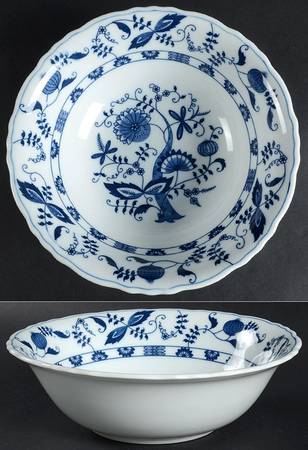 Blue Onion 9" Round Vegetable Bowl
