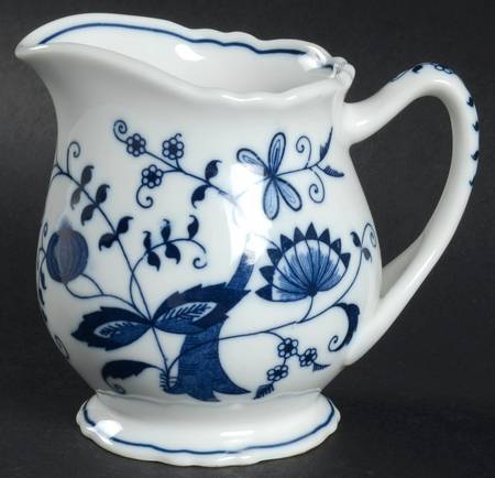 Blue Onion Creamer