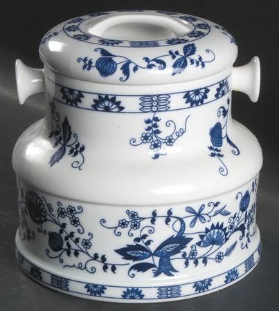 Blue Onion Biscuit Barrel & Lid