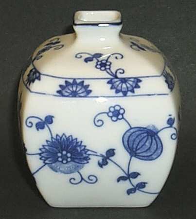 Blue Onion 5" Bud Vase