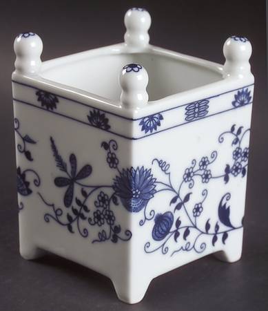 Blue Onion Square Planter