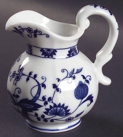 Blue Onion Creamer