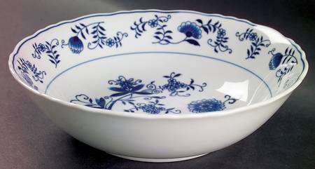 Blue Onion 9" Round Vegetable Bowl