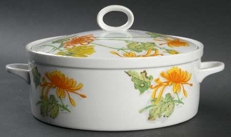 Chrysanthemum 2 Qt Round Covered Casserole