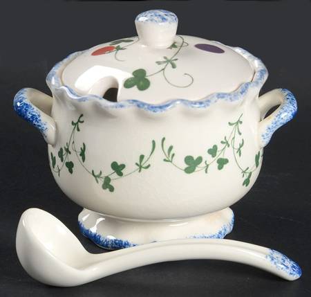 Cote Basque Sauce Boat & Lid with Ladle