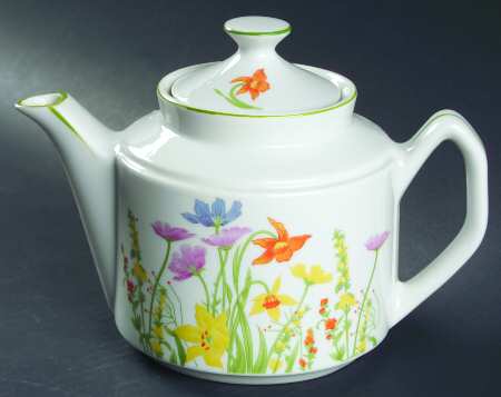 Day Lily Teapot & Lid