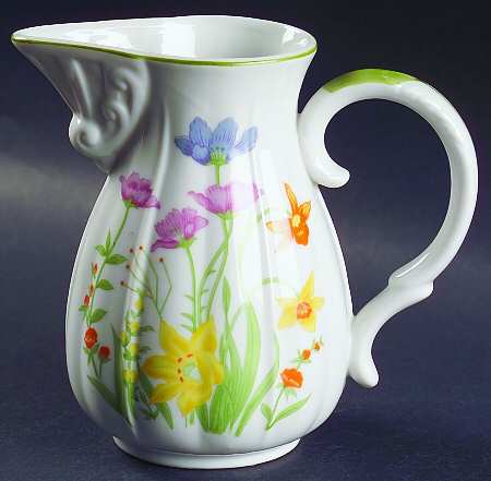 Day Lily 16 Oz Pitcher