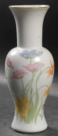 Day Lily 7" Vase