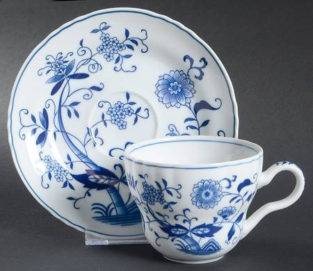 MAN1 Flat Cup & Saucer Set