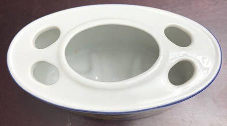 Tobacco Leaf Toothbrush Holder
