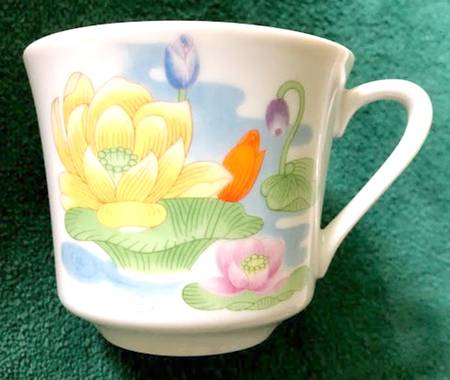 Water Lily Footed Cup