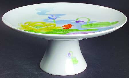 Water Lily 10" Diameter Pedestal Cake Stand