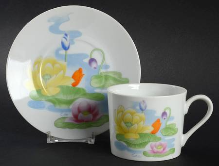 Water Lily Flat Cup & Saucer Set