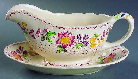 Arbor Gravy Boat & Underplate