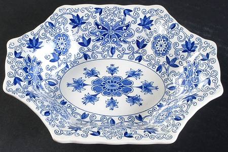 Bow Bells Blue Medium Sweet Meat Dish