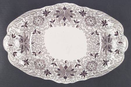 Bow Bells Brown 15" Deep Oval Serving Platter