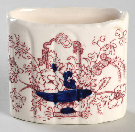 Brocade Cigarette Holder